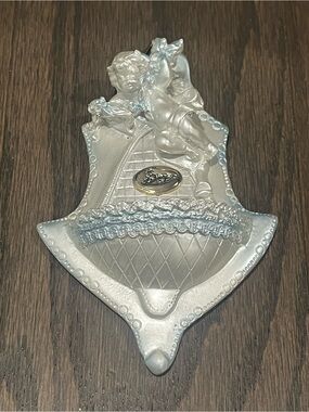 Vintage Silver Cherubs Angels Holy Water Wall Font Plaque Resin Religious Decor